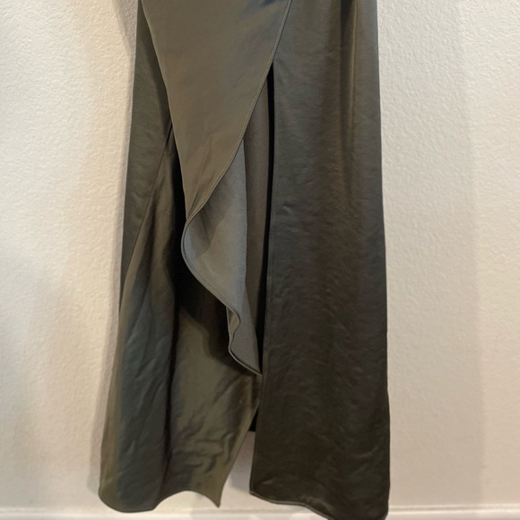 Revolve Significant Other Women Aria Maxi Dress Size 12 Green Faux Wrap Draped - Picture 13 of 17